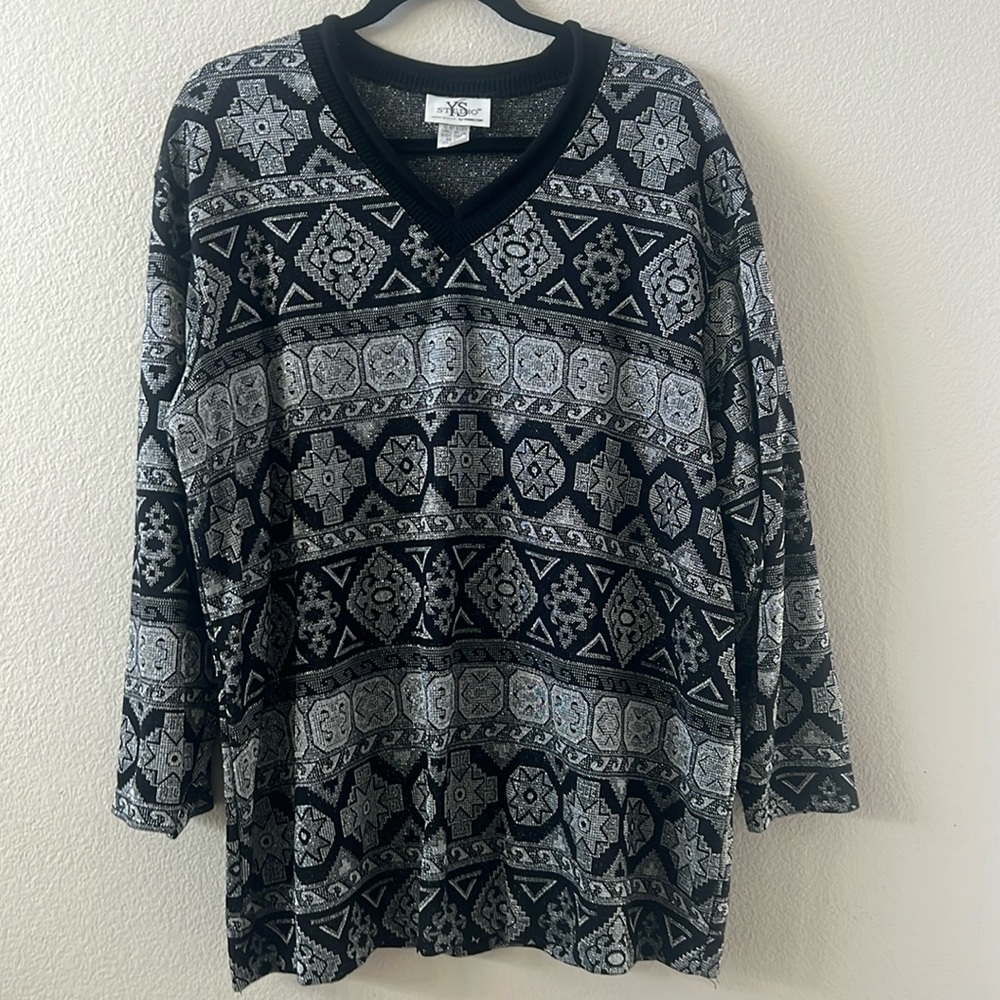 Vintage lightweight knit blouse. Black with silver metallic threading .Size 1x